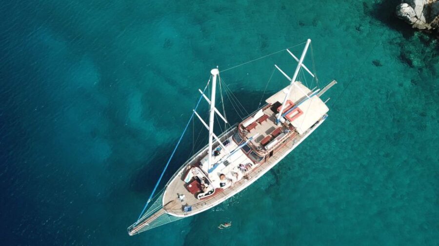 From Athens: Agistri, Moni & Aegina Day Cruise with Swimming - Key things you’ll notice on this cruise