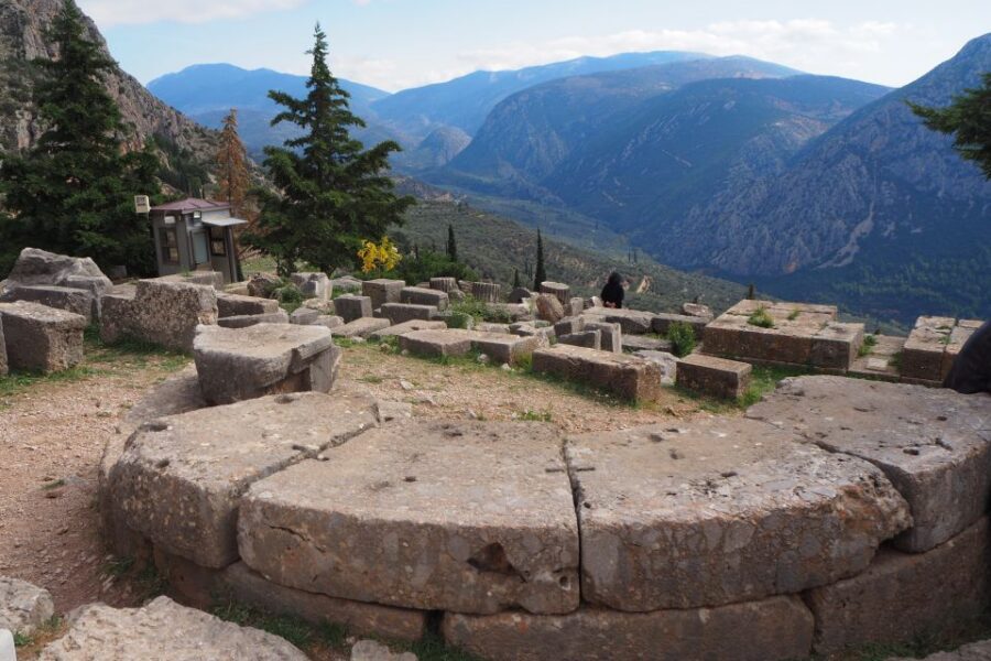 From Athens: Day Tour to Delphi - Mount Parnassus views: the scenery you earn with your walking