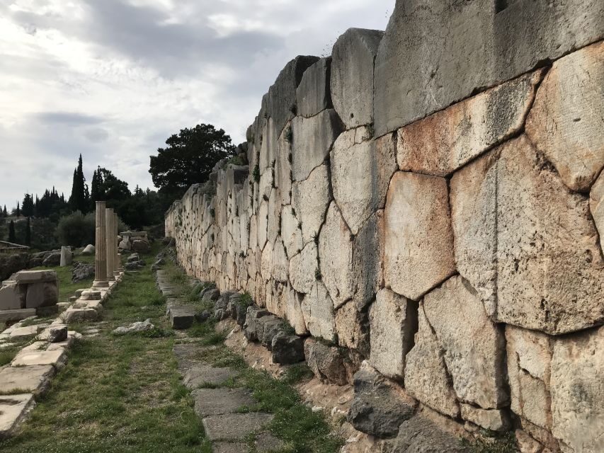 From Athens: Day Tour to Delphi - Lunch in Delphi and the Arachova photo stop