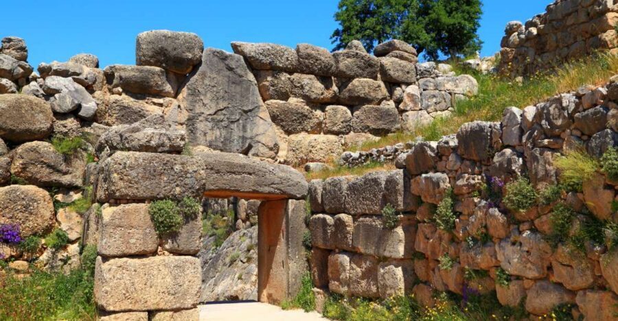 From Athens: Explore Ancient Greece 4-Day Tour - Day 2: Olympia’s Temples and the Rio–Antirrio Bridge to Delphi