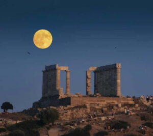 From Athens: Lake Vouliagmeni Spa & Temple of Poseidon Tour - Lake Vouliagmeni Spa: Swimming, Facilities, and the Foot-Fish Moment