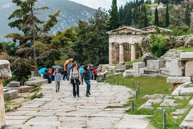 From Athens: Small-Group Delphi, Museum & Arachova Day Trip - Why This Works Better Than Self-Driving to Delphi