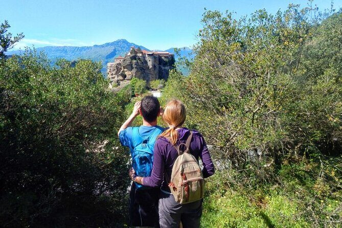 Hiking Tour to Meteora from Kalambaka - Local Agency - Stop 1: The Meteora hike paths, viewpoints, and monastery angles