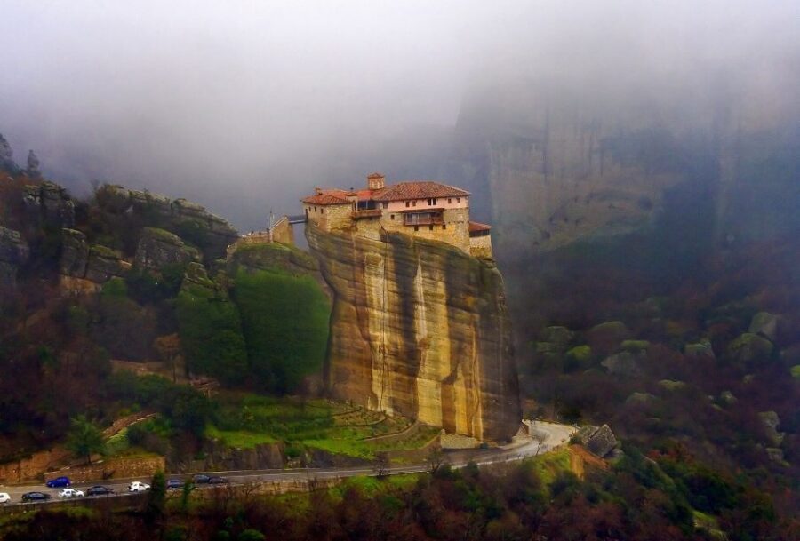Kalabaka: Meteora Monasteries Minibus Tour with Photo Stops - What makes the guide and driver setup feel worth it