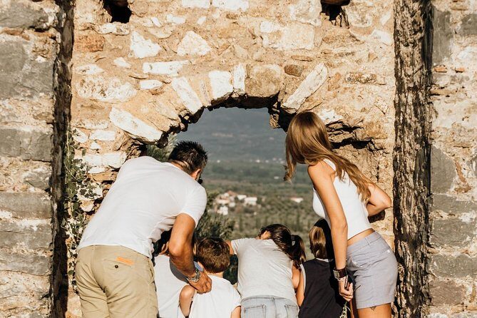 Kalamata- Olive oil & Wine Tour with traditional lunch - The traditional lunch: meze, garden salads, and dessert included