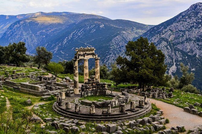 Mercedes Private Tour to Delphi and Arachova - Delphi Ancient Town: Apollo, the Omphalos, theater, and the uphill stadium