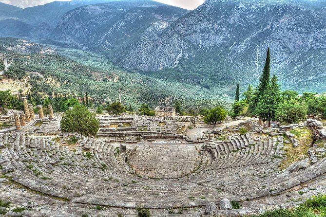 Mercedes Private Tour to Delphi and Arachova - What’s included (and what you’ll need to pay for)