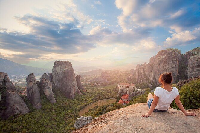 Meteora & Delphi 3 Days Semi Private Tour - Small-group size and the semi-private pace (what it means for you)