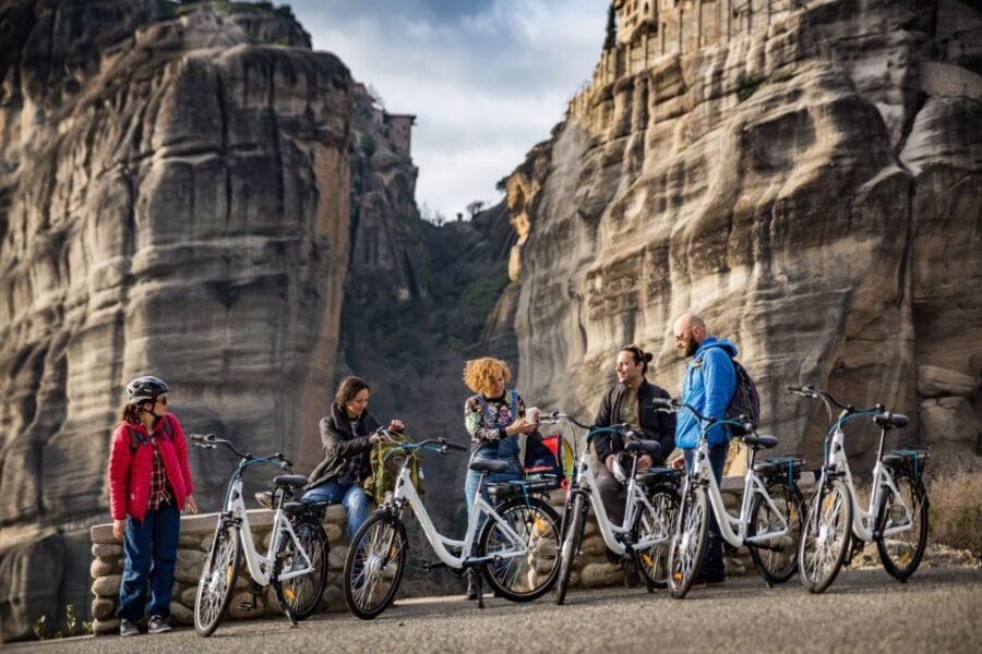 Meteora Electric Bike Tour - The first part of the ride: safety briefing, helmets, and getting your bearings