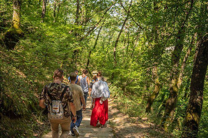 Meteora Monasteries Half-Day Small Group Tour with Transport - Agia Triada and Agios Stephanos: 140 steps versus the bridge approach