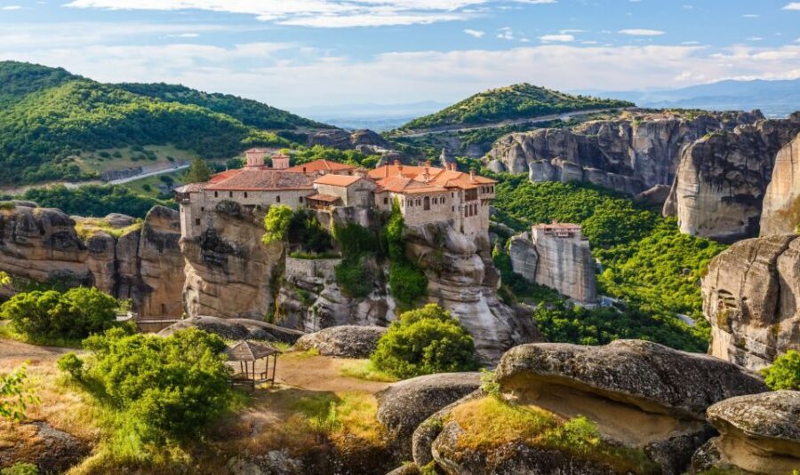 Meteora: Monasteries Tour, Lunch, and Athens Transfer Option - Athens transfer option: helpful when the train route isn’t running