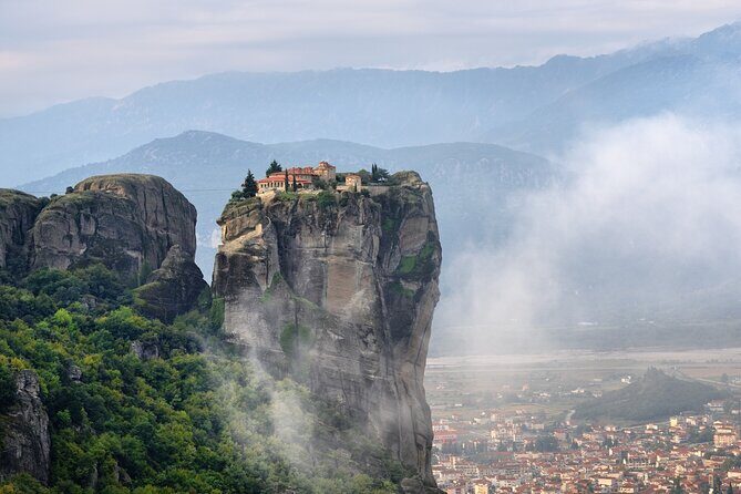 Meteora: Monasteries Tour with Lunch and Athens Transfer Option - Varlaam (All Saints) and why this monastery is such a showpiece