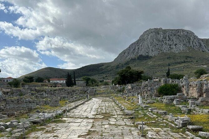 Paul"s Footsteps Ancient Corinth Biblical Tour - Ancient Corinth on foot, then Apostolos Pavlos Church