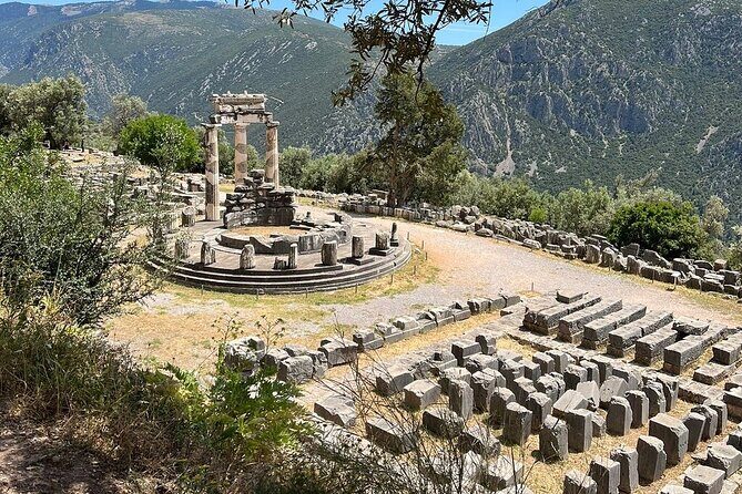Premium Delphi Day Trip with an Expert Guide, Museum & Lunch - Price and Value: What You’re Paying For