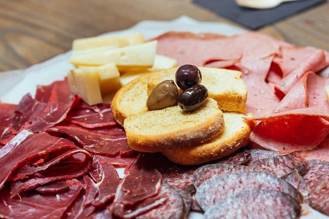 Private Food Tour of Athens: 6 or 10 Tastings - What you’ll actually eat and drink (and what to expect in the moment)