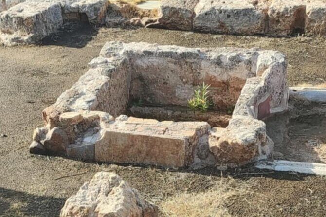 Private Luxury Biblical Tour: Apostle Paul’s Footsteps – Corinth - Stop 6: Temple of Apollo and the feel of Corinthian religion