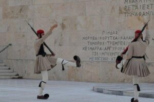 Super Saver Combo: Morning Acropolis, Museum and Afternoon Sounio - Temple of Poseidon at Cape Sounion: Cliffs, Sea Views, and Byron’s Mark
