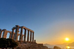 Temple of Poseidon and Cape Sounion Sunset Tour with Audio Guide - The Riviera drive from Athens: where the bus time turns useful