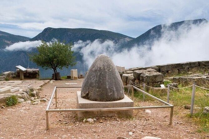 Thermopylae The battle of the 300 Spartans & Delphi Day Tour - Thermopylae and Delphi in One Day: how the 9.5 hours really plays