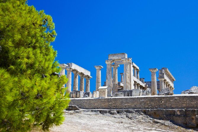 VIP Day Cruise from Athens to Hydra, Poros and Aegina - VIP on board: business-class food, lounge time, and VIP-service reality
