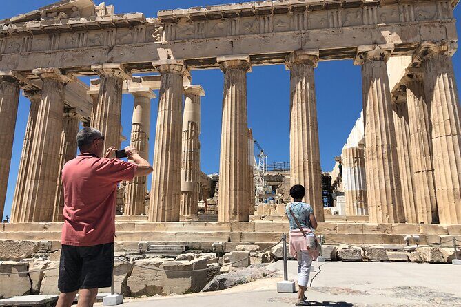 Visit of the Acropolis with an official guide in Spanish - Who this tour suits best (and who should consider another option)